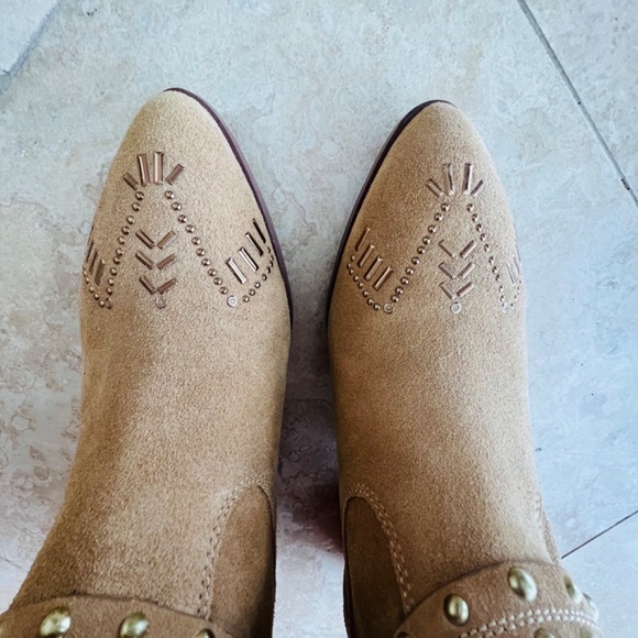 Like New BCBGeneration Block Heel Bootie, Size 10 Sundalwood Suede - Picture 3 of 10